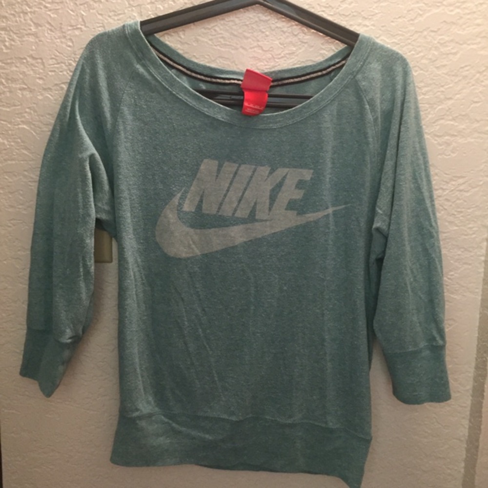 Nike 3/4 sleeve